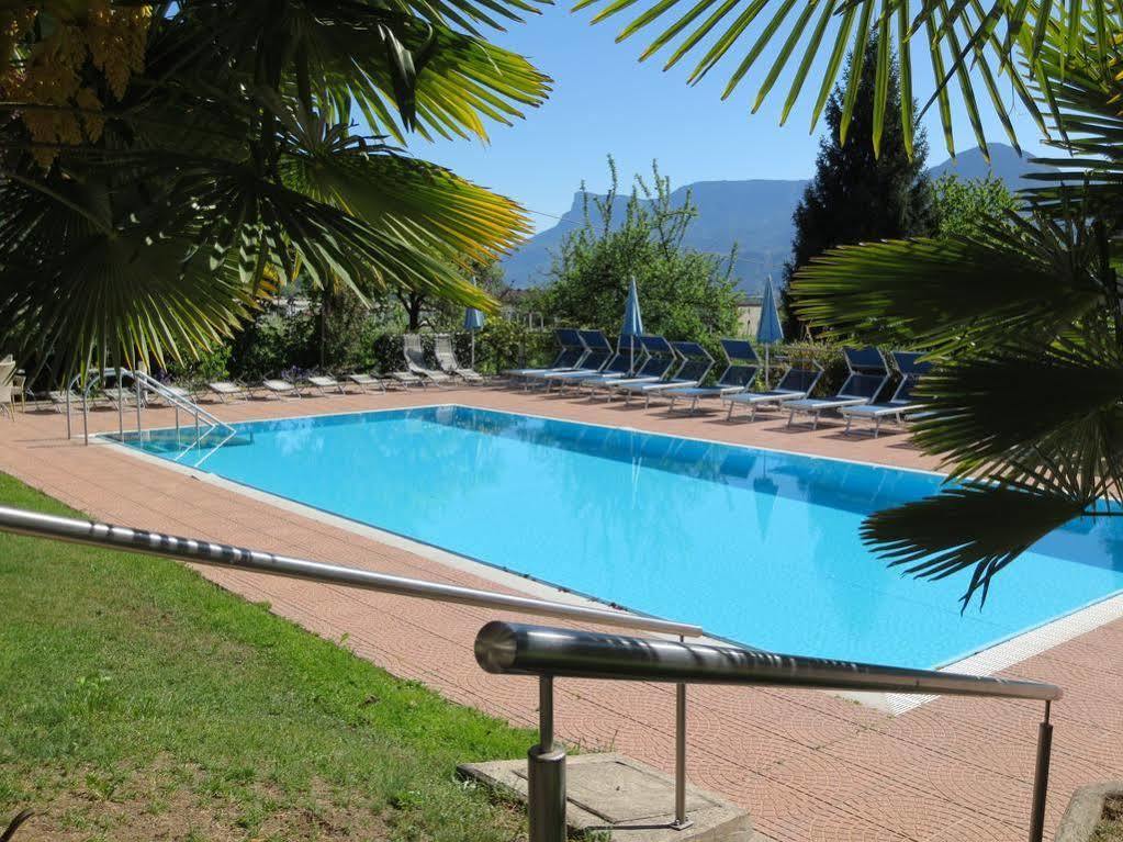 Hotel Salgart Мерано Экстерьер фото