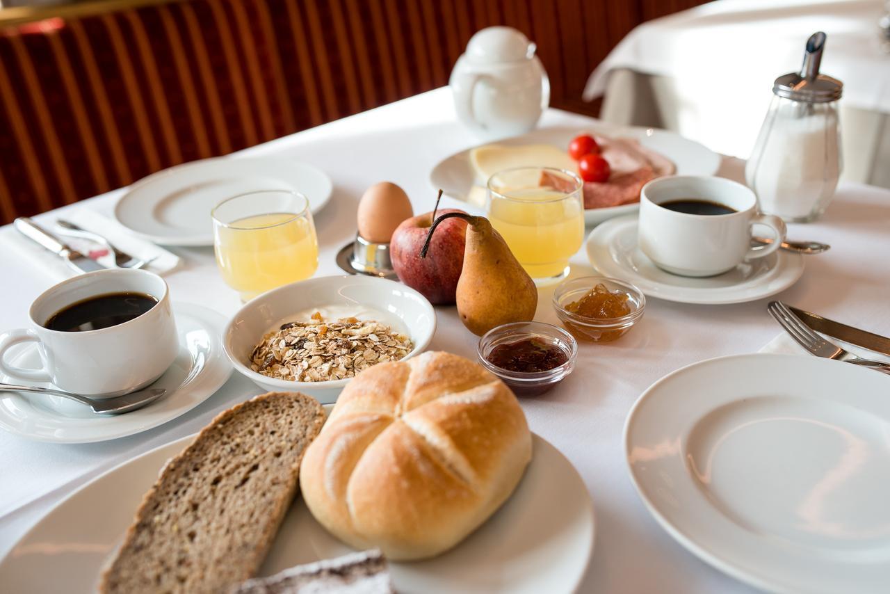 Hotel Salgart Мерано Экстерьер фото