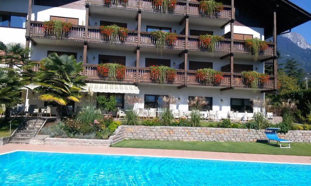 Hotel Salgart Мерано Экстерьер фото